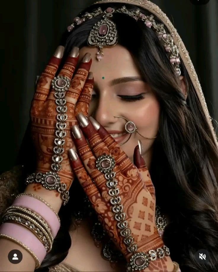 Mehndi Artists